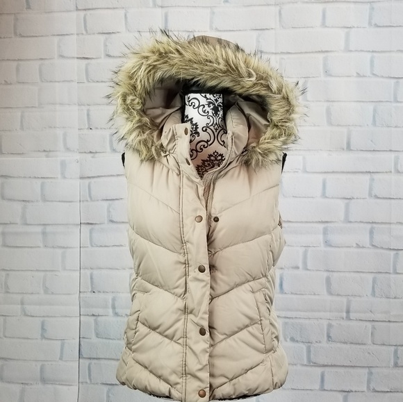 GAP Jackets & Blazers - Gap women's zip front sz medium hooded vest